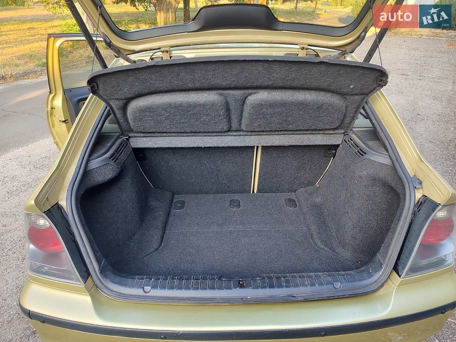 BMW 3 Series 2001 VIN WBAAT51020FT58248 фото оголошення 10 з 11