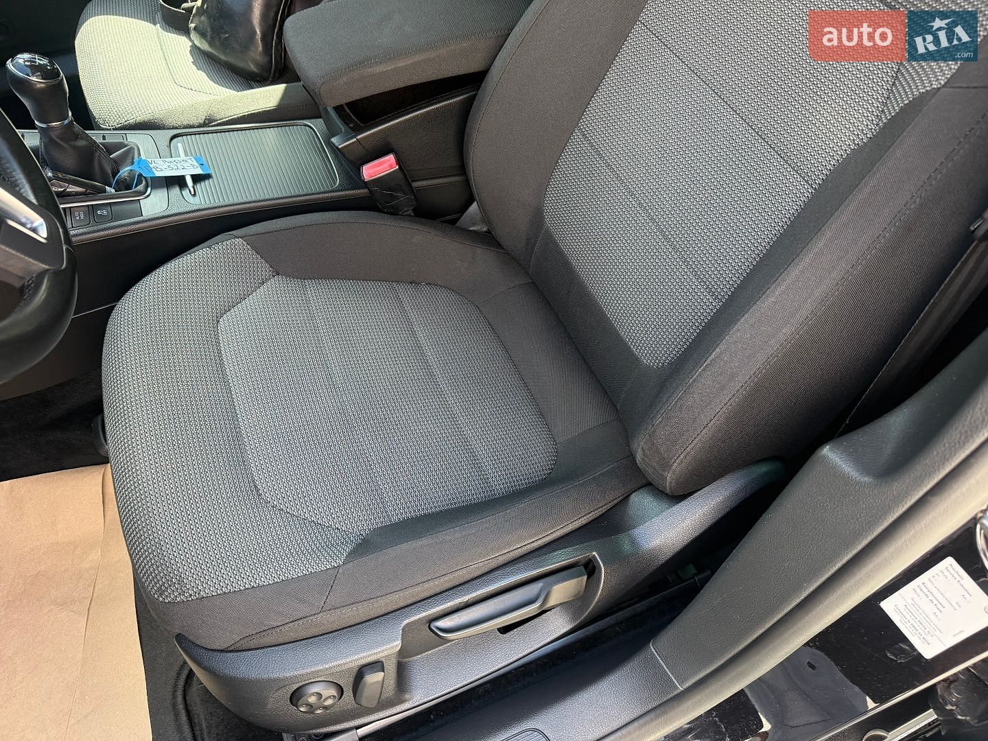 Volkswagen Passat 2014 VIN WVWZZZ3CZEE141147 фото оголошення 29 з 35