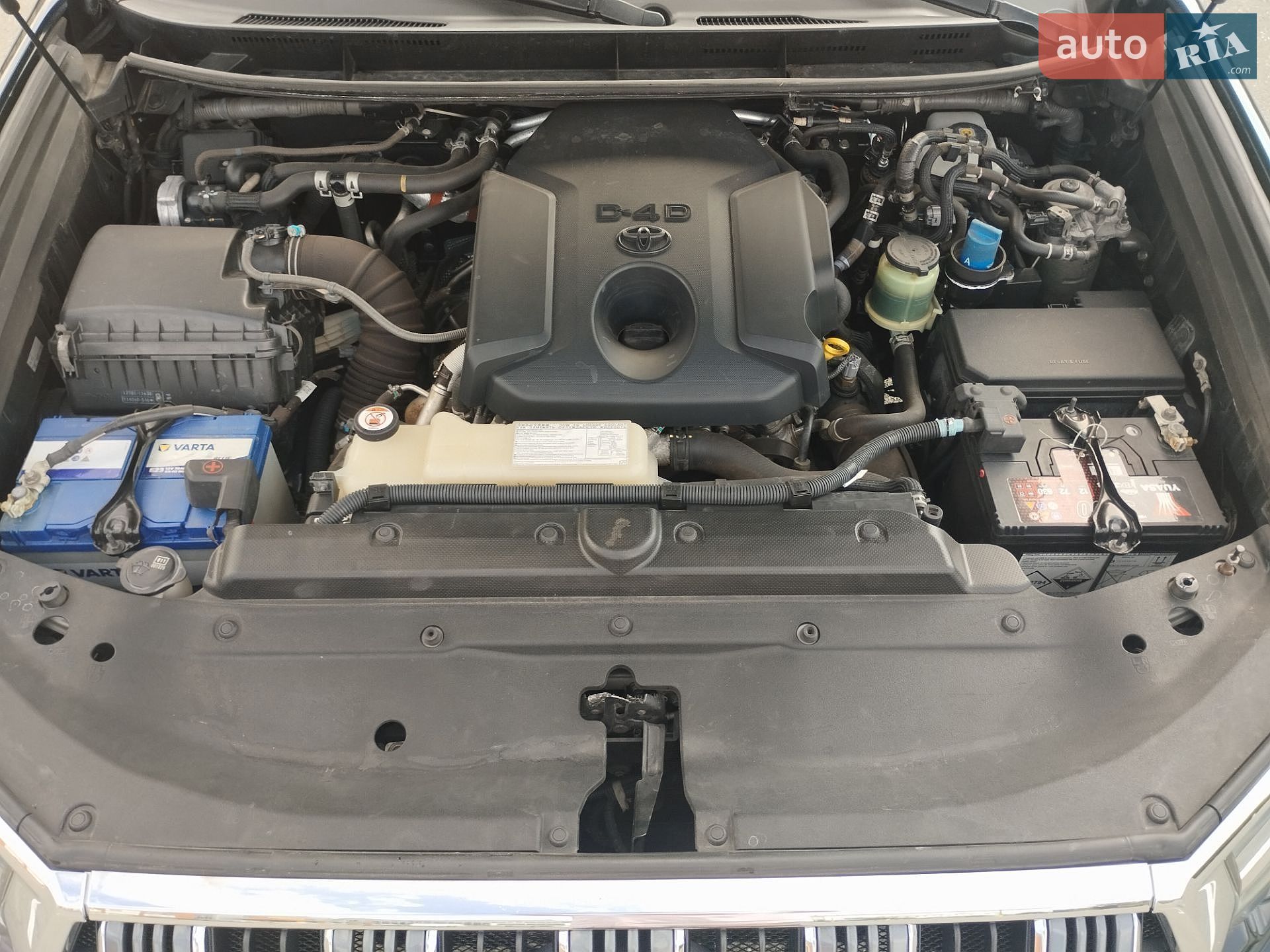 Toyota Land Cruiser Prado 2018 VIN JTEBR3FJ60K098161 фото оголошення 10 з 18