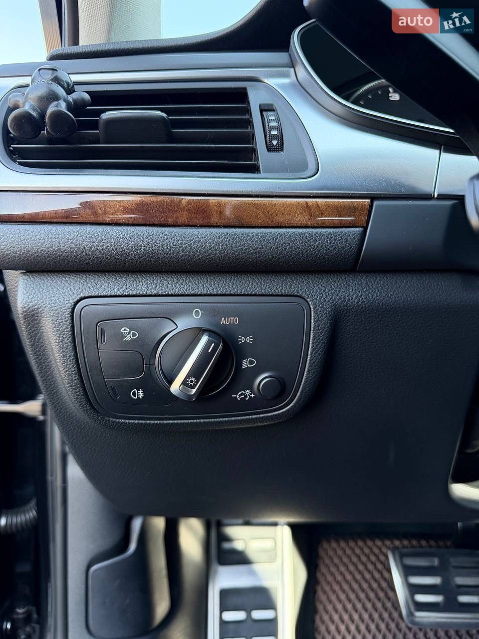 Audi A6 2012 VIN WAUZZZ4G7CN095816 фото оголошення 11 з 21
