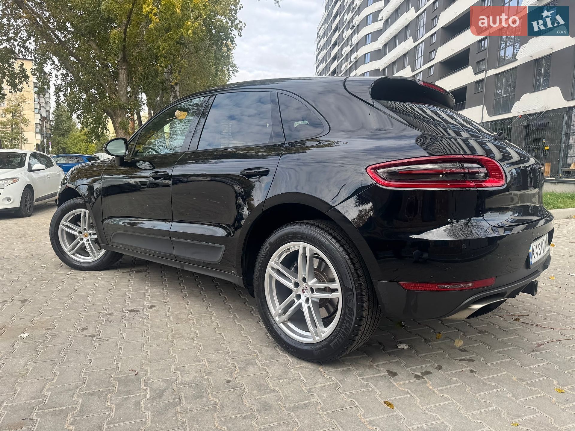 Porsche Macan 2018 VIN WP1AA2A54JLB09745 фото оголошення 4 з 19