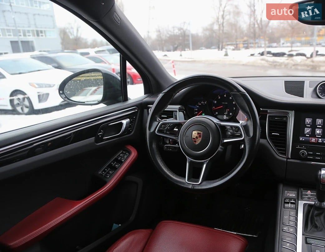 Porsche Macan 2018 VIN WP1AA2A54JLB09745 фото оголошення 18 з 19