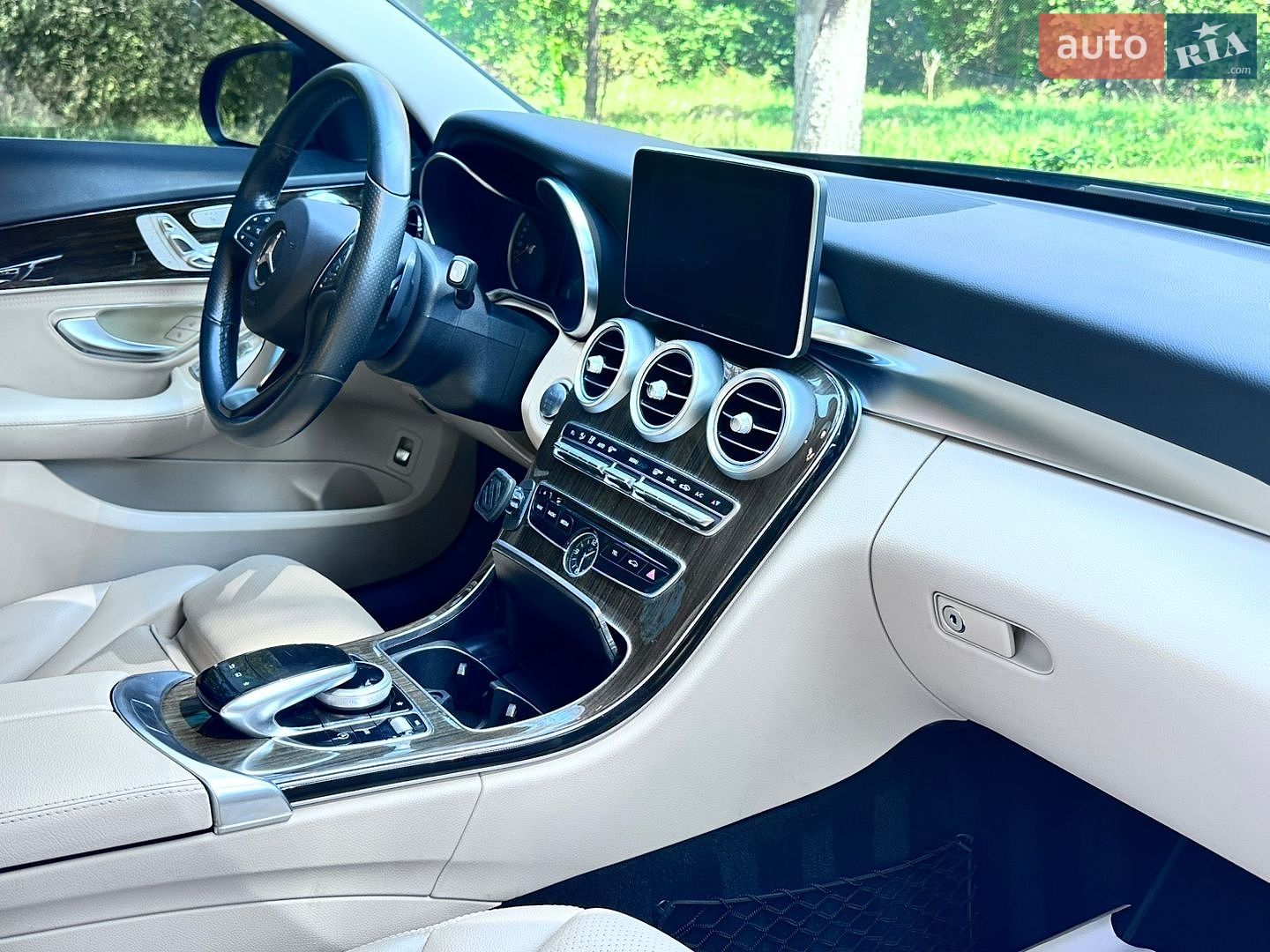 Mercedes-Benz C-Class 2014 VIN 55SWF4KB7FU007373 фото оголошення 12 з 23