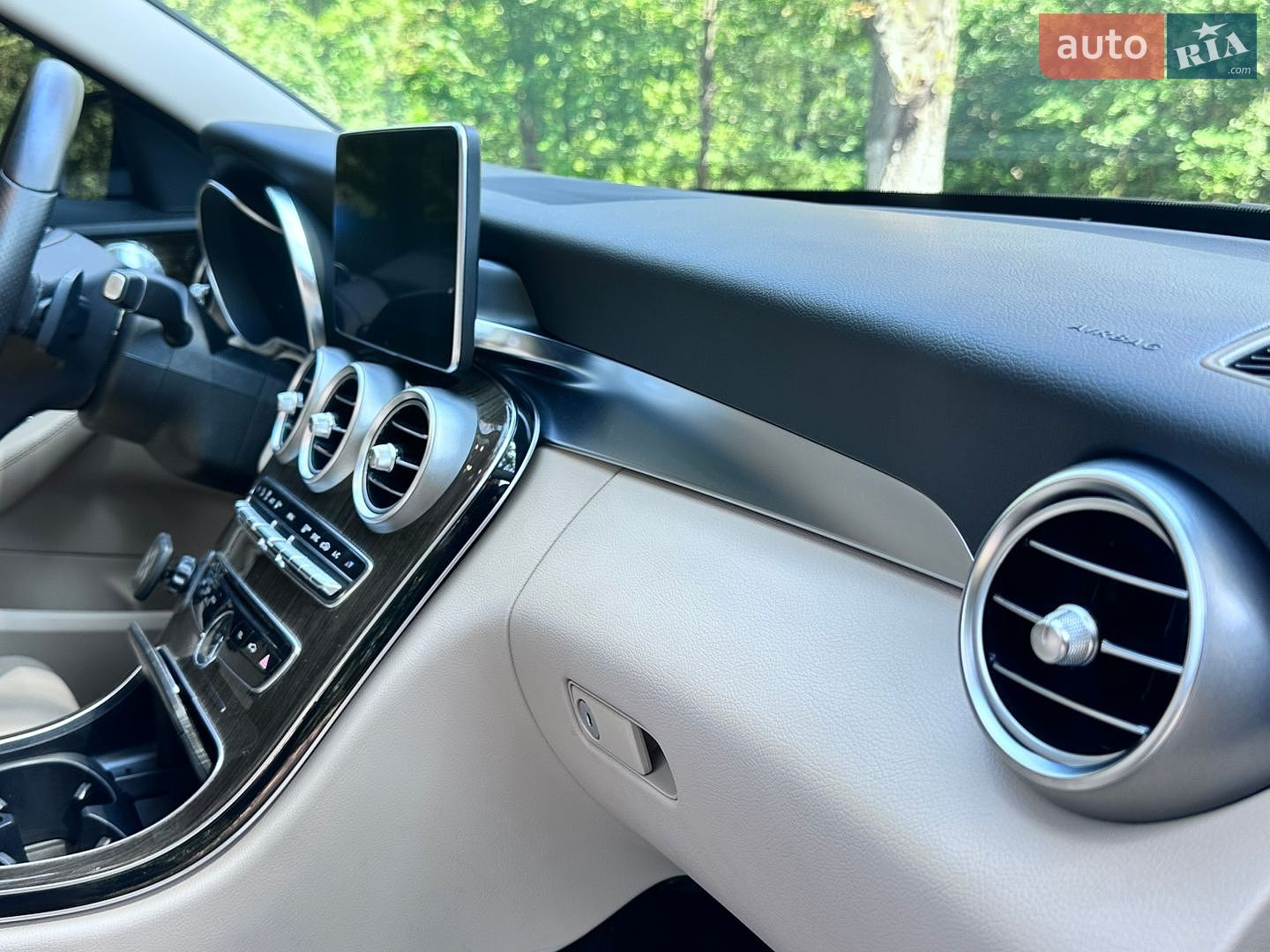 Mercedes-Benz C-Class 2014 VIN 55SWF4KB7FU007373 фото оголошення 13 з 23