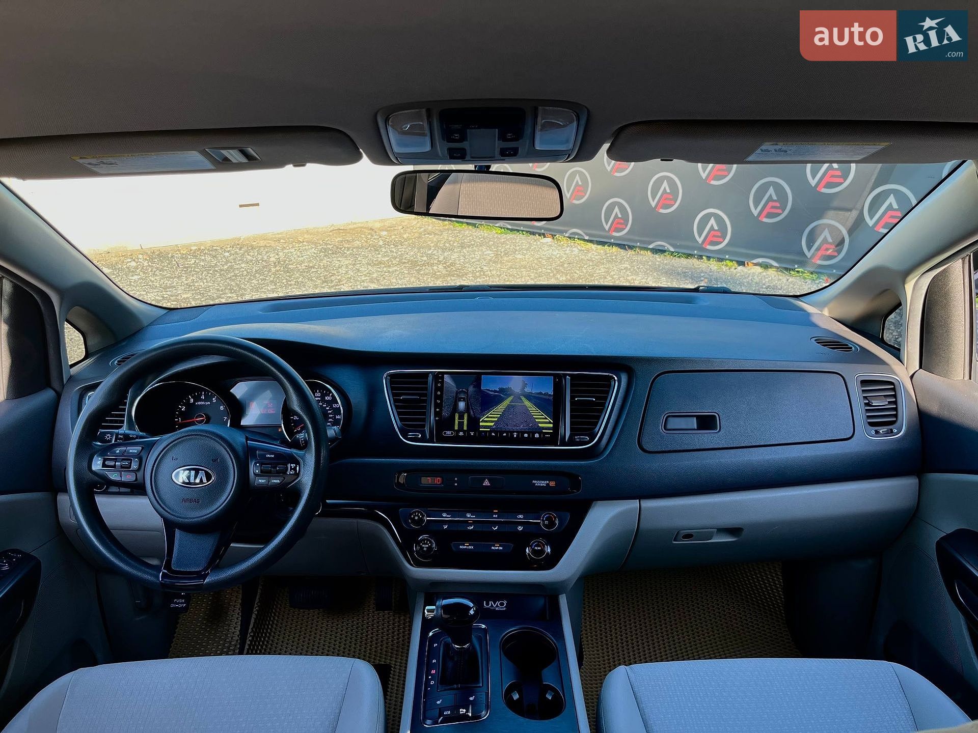 Kia Sedona 2016 VIN KNDMB5C13G6205770 фото оголошення 18 з 34