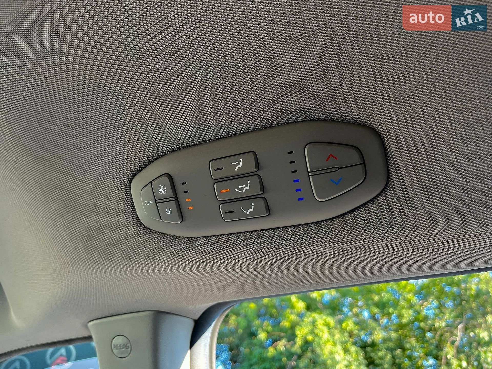 Kia Sedona 2016 VIN KNDMB5C13G6205770 фото оголошення 32 з 34