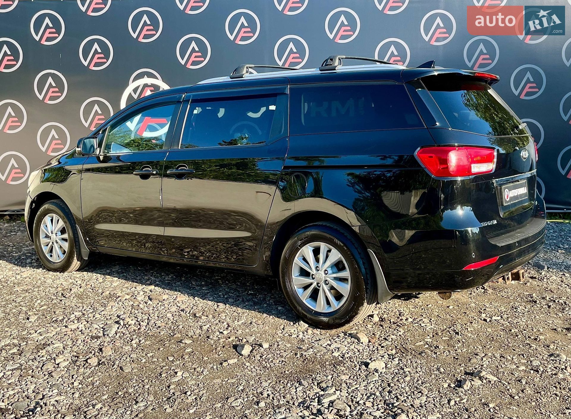 Kia Sedona 2016 VIN KNDMB5C13G6205770 фото оголошення 10 з 34
