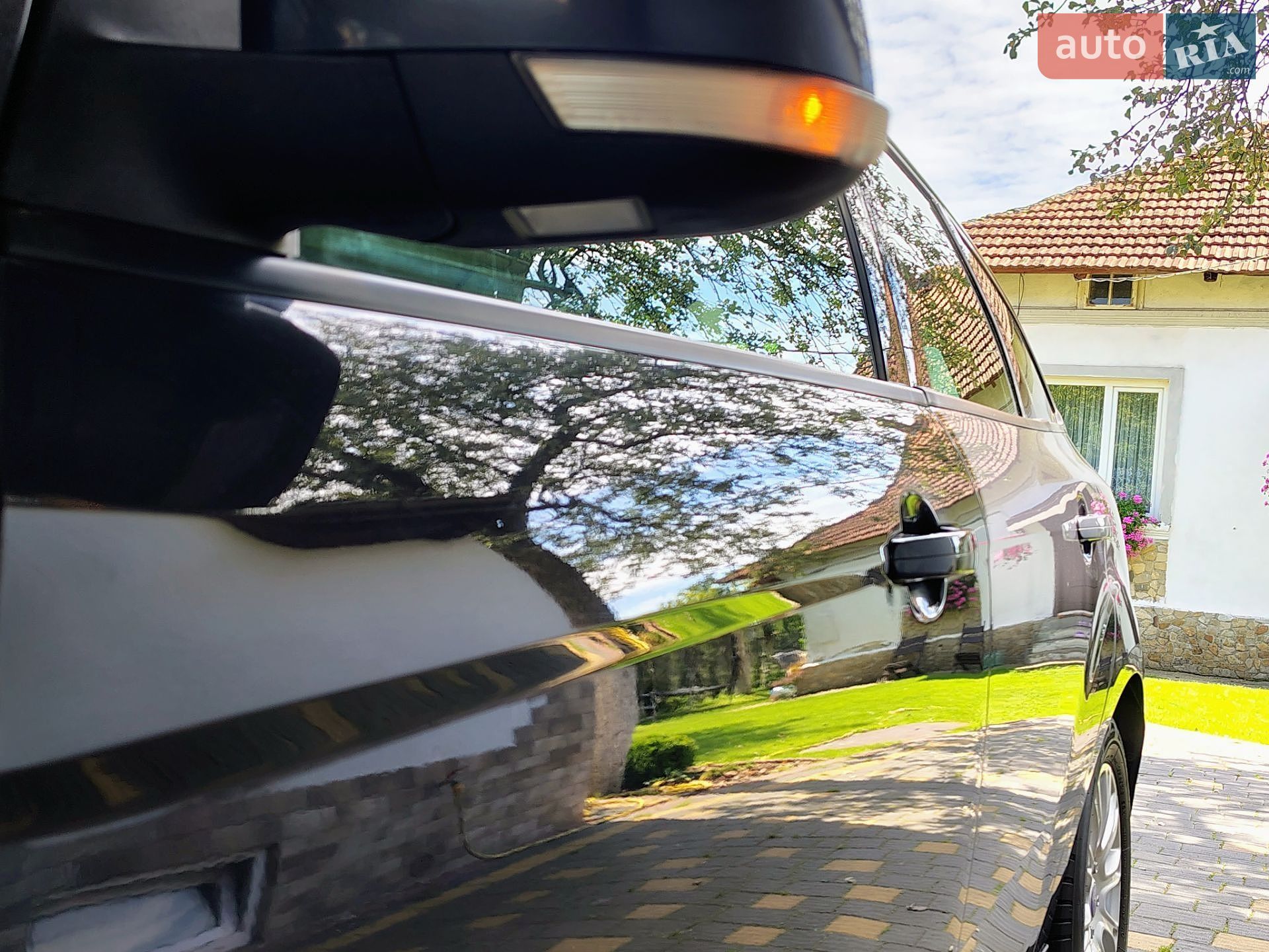 Ford Focus 2011 VIN WF0LXXGCBLBE66697 фото оголошення 12 з 65