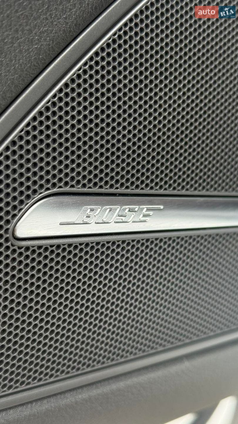 Audi A8 2012 VIN WAUZZZ4H5DN012040 фото оголошення 5 з 19