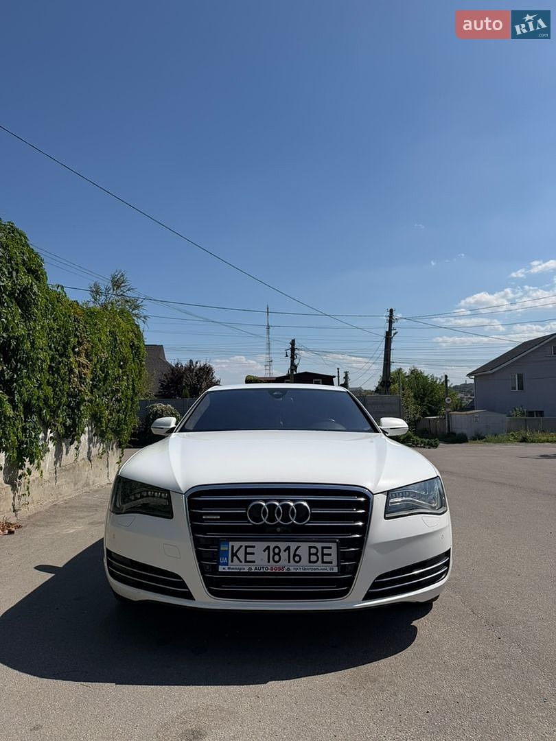 Audi A8 2012 VIN WAUZZZ4H5DN012040 фото оголошення 12 з 19