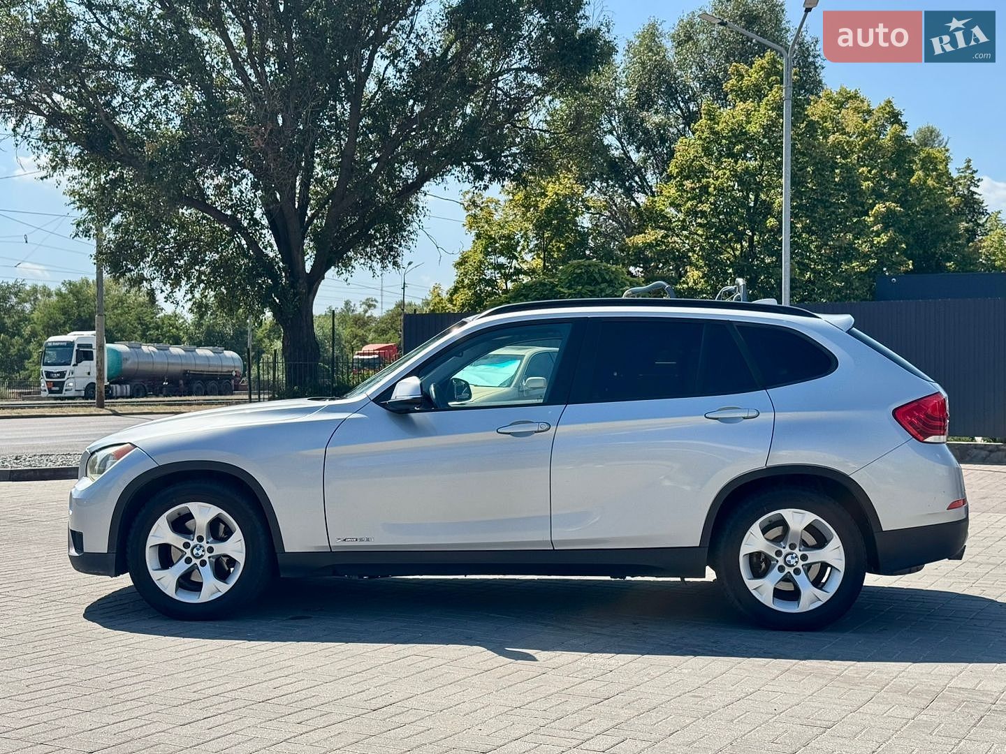 BMW X1 2013 VIN WBAVM1C50EVW49389 фото оголошення 10 з 41