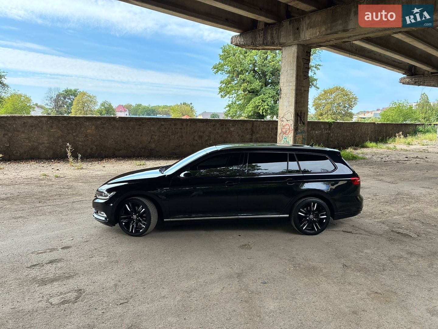 Volkswagen Passat 2015 VIN WVWZZZ3CZFE506475 фото оголошення 7 з 37