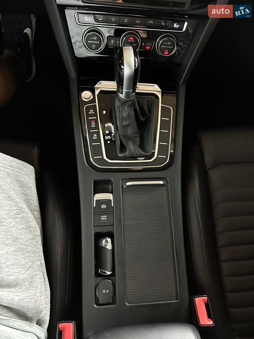 Volkswagen Passat 2015 VIN WVWZZZ3CZFE506475 фото оголошення 35 з 37