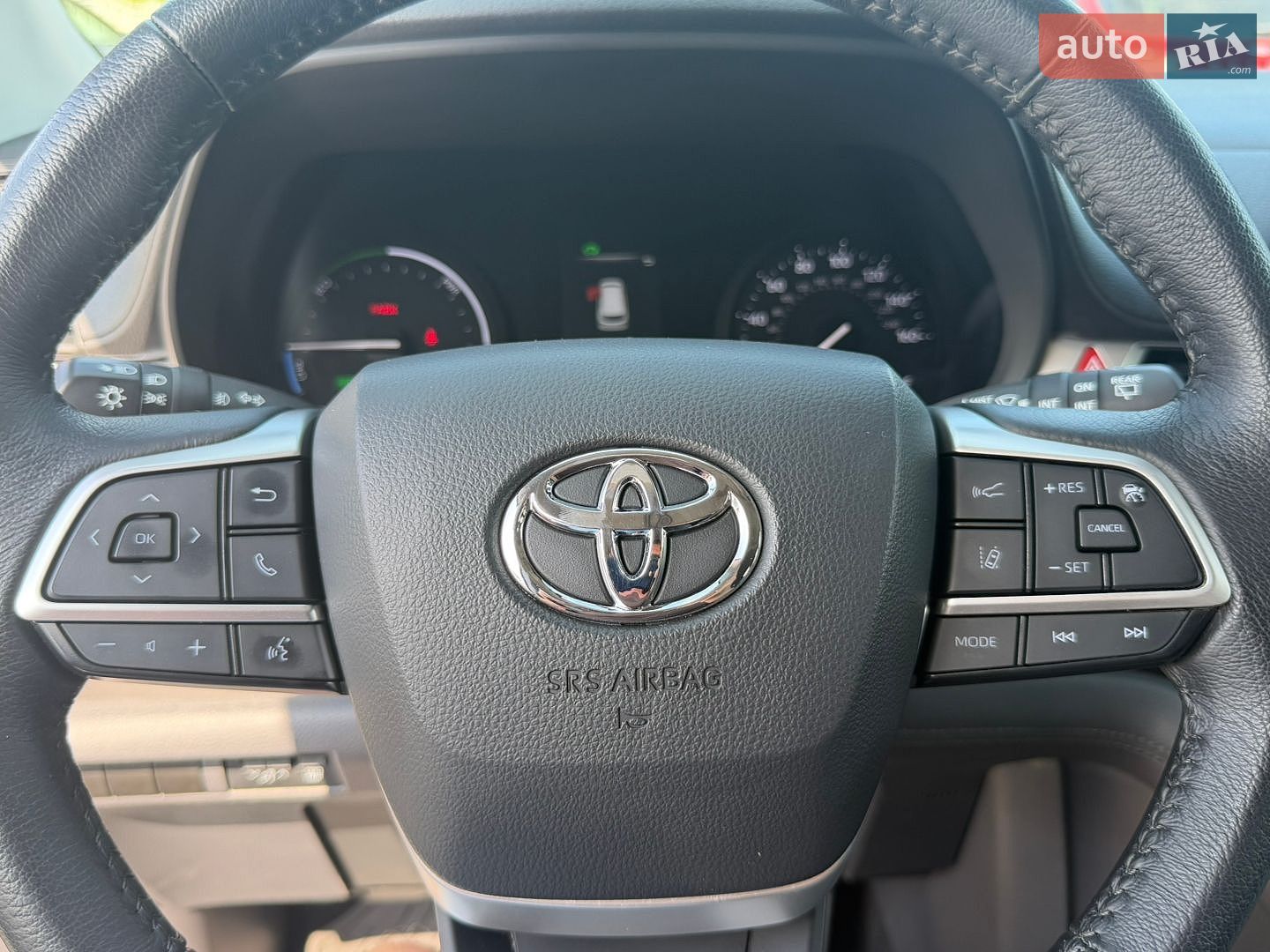 Toyota Sienna 2021 VIN 5TDYSKFC6MS012649 фото оголошення 17 з 23