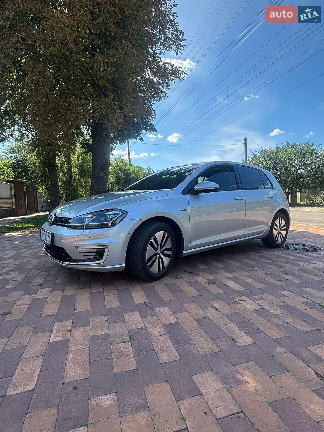 Volkswagen e-Golf 2019 VIN WVWZZZAUZK8910424 фото оголошення 3 з 17