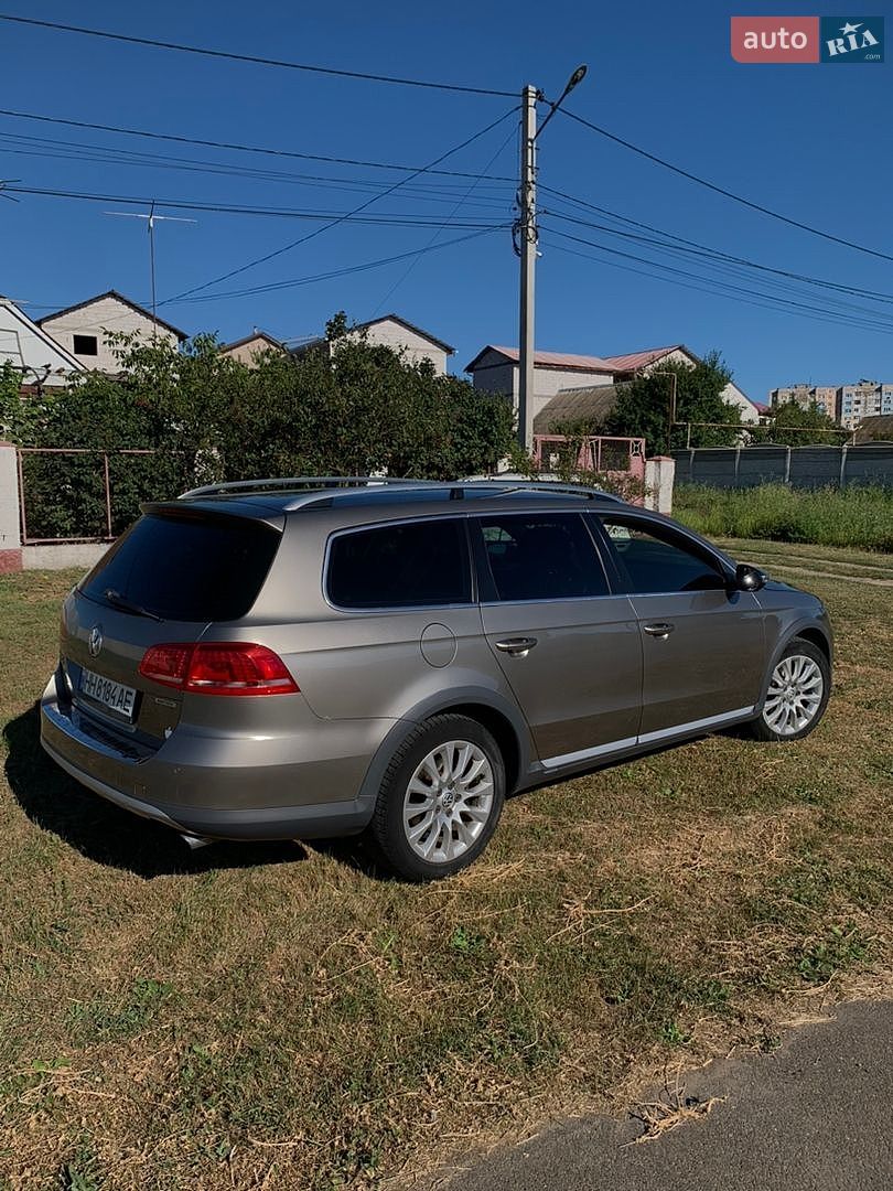 Volkswagen Passat Alltrack 2012 VIN WVWZZZ3CZCE168268 фото оголошення 2 з 15