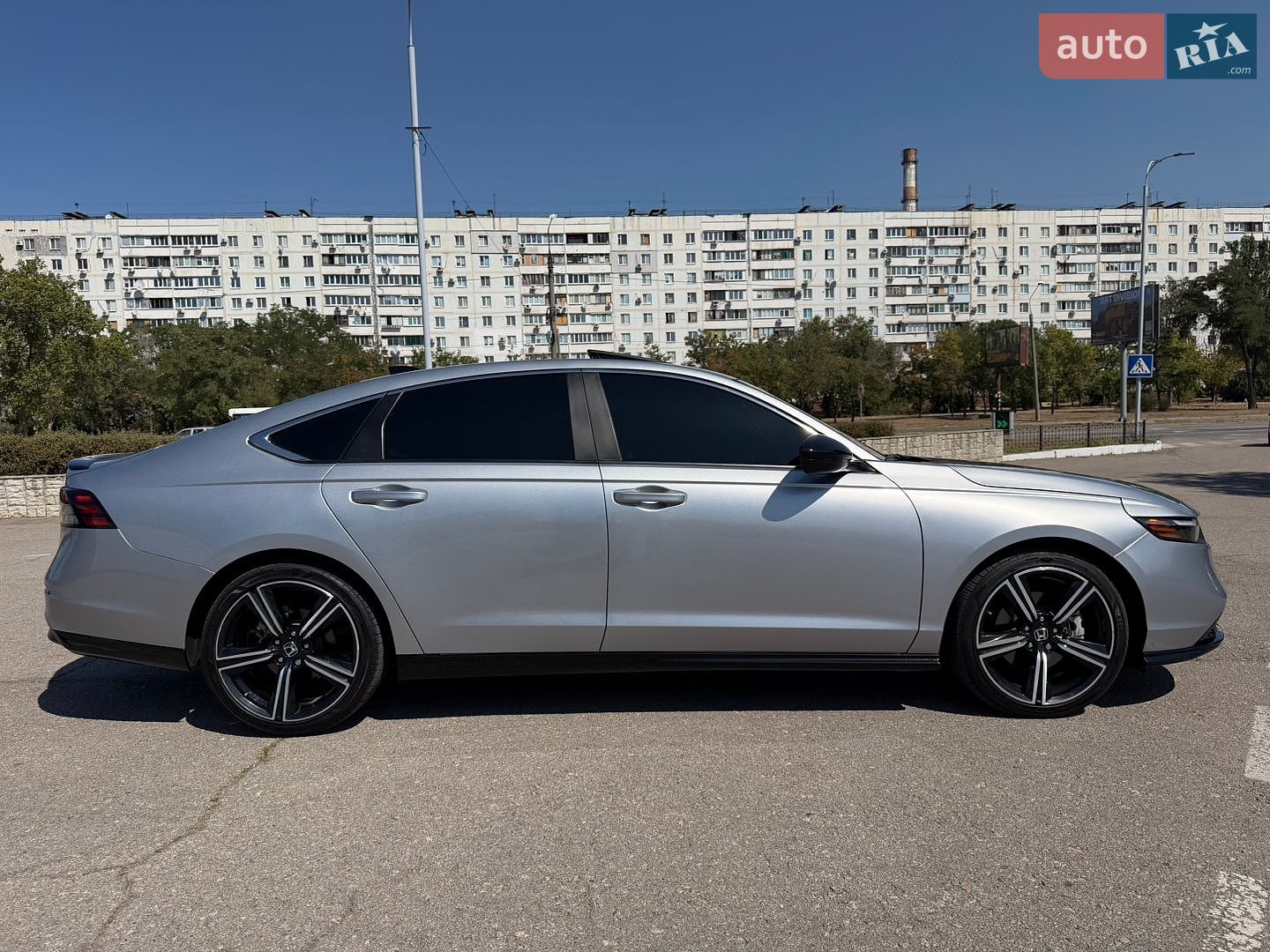 Honda Accord 2023 VIN 1HGCY2F53RA020272 фото оголошення 4 з 26