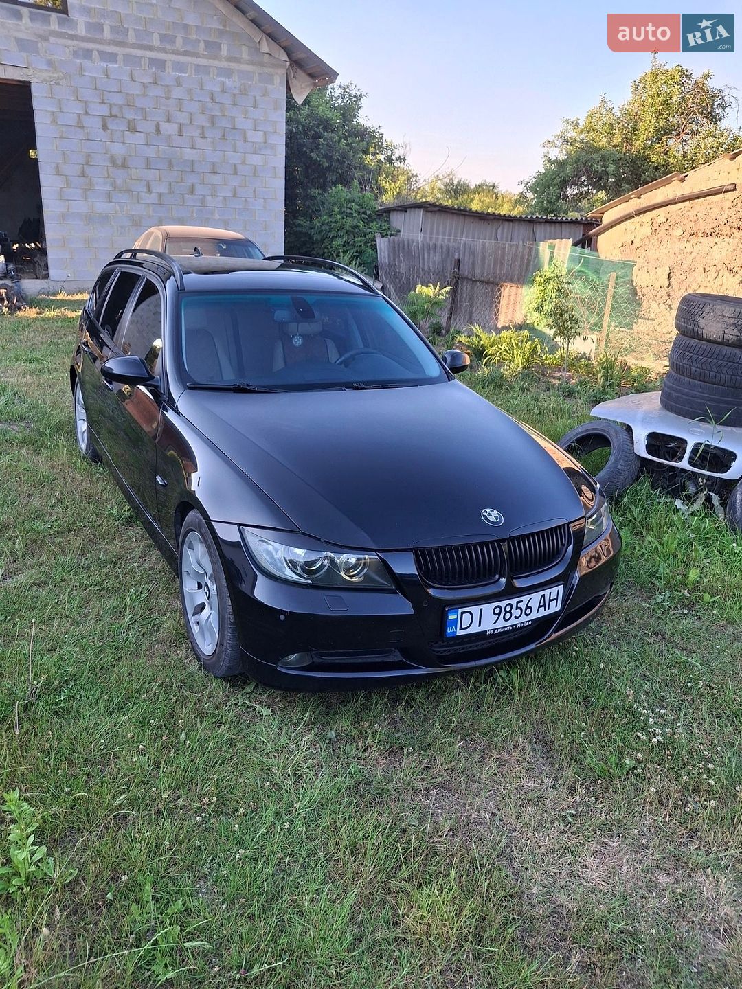 BMW 3 Series 2008 VIN WBAVU51010A312714 фото оголошення 2 з 17