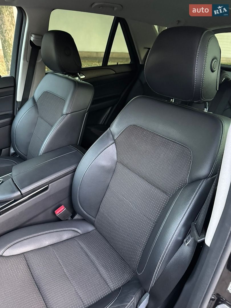 Mercedes-Benz GLE-Class 2018 VIN WDC1660041B084888 фото оголошення 44 з 111