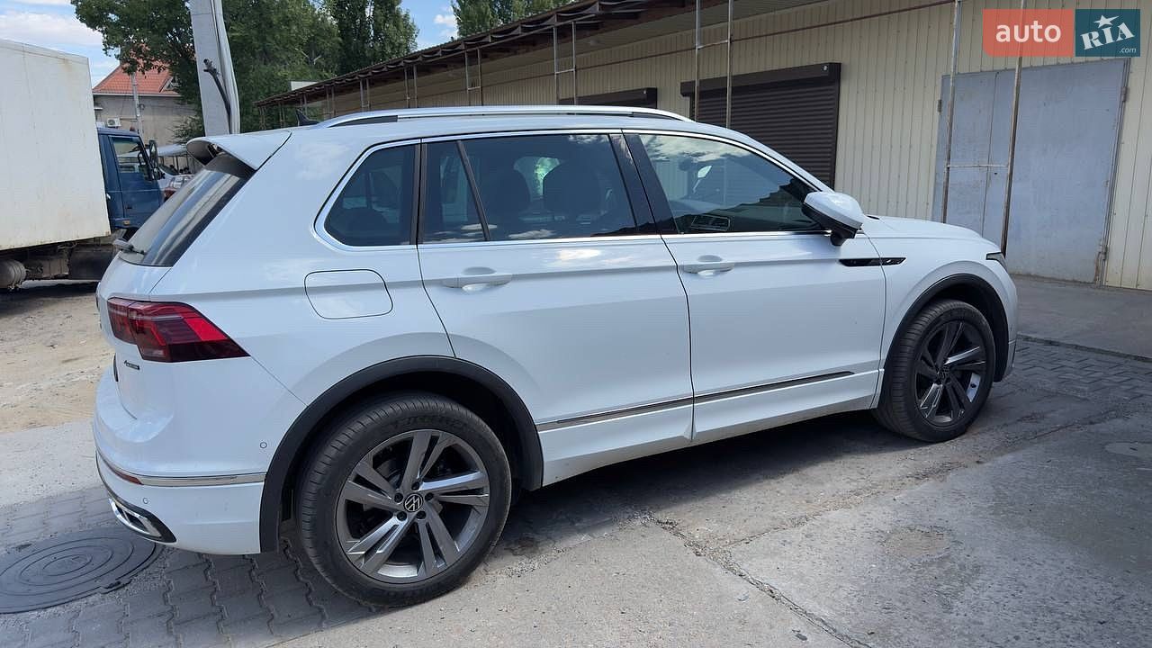 Volkswagen Tiguan 2021 VIN WVGZZZ5NZMW537248 фото оголошення 2 з 5
