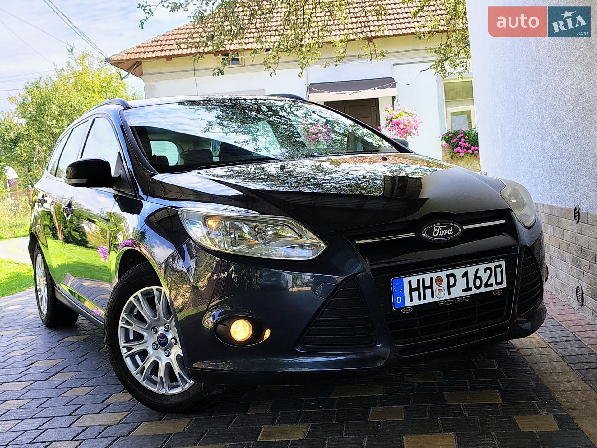 Ford Focus 2011 VIN WF0LXXGCBLBE66697 фото оголошення 2 з 82