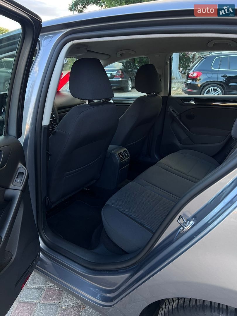 Volkswagen Golf 2009 VIN WVWZZZ1KZ9W400708 фото оголошення 20 з 38