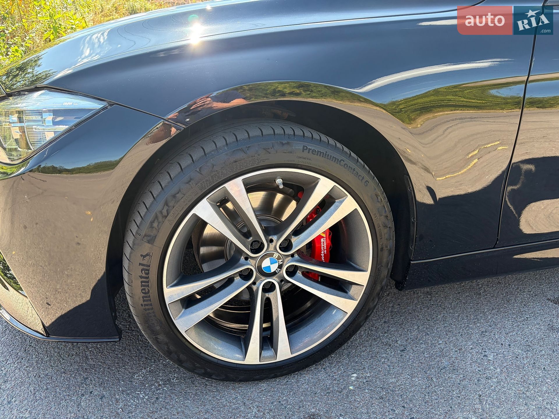 BMW 3 Series 2018 VIN WBA8D9C54JEM31381 фото оголошення 8 з 39