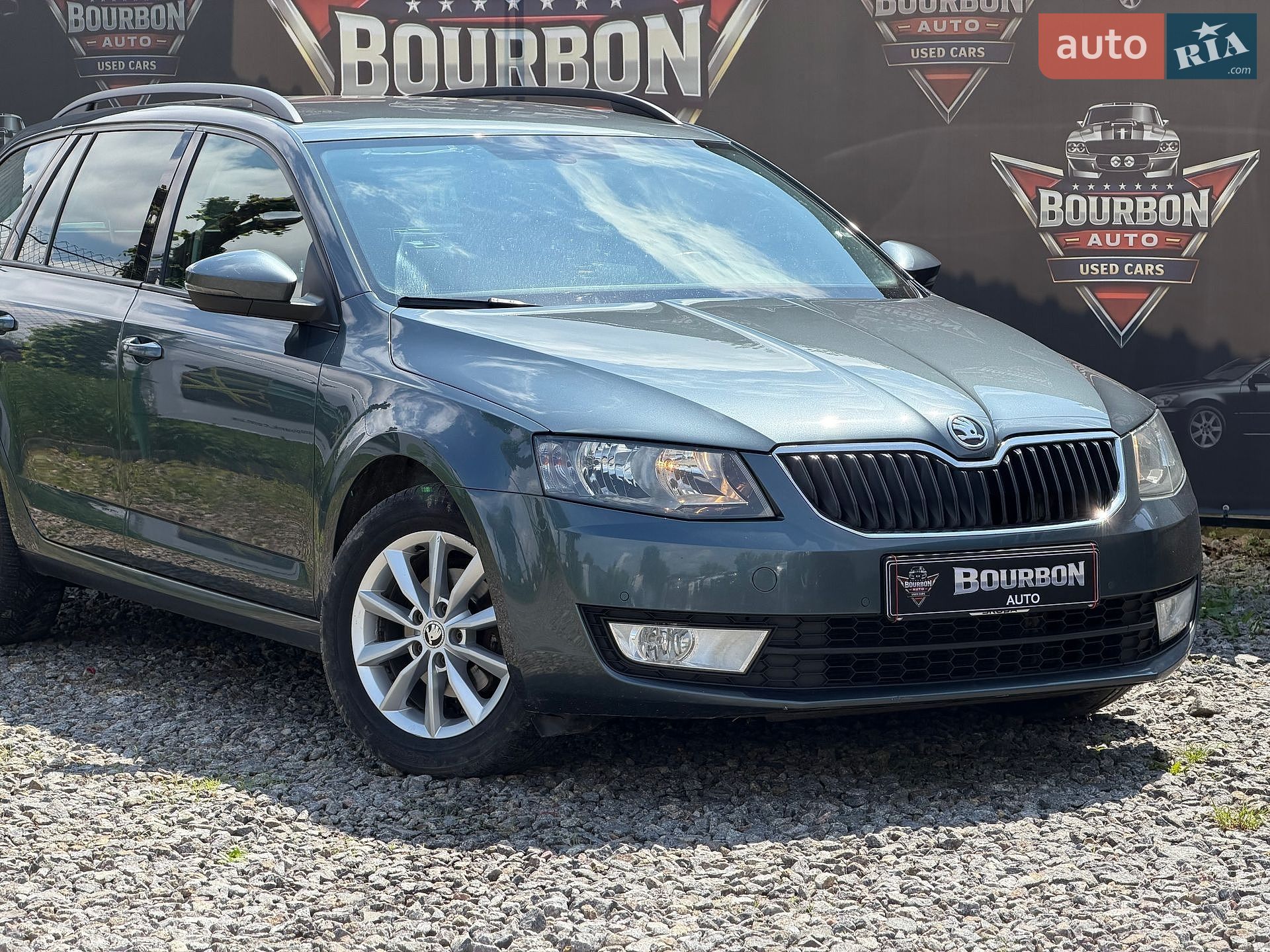 Skoda Octavia 2017 VIN TMBJG7NE8H0158272 фото оголошення 2 з 49