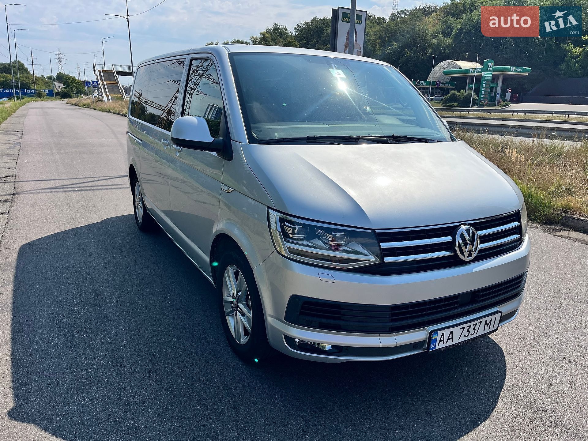 Volkswagen Multivan 2015 VIN WV2ZZZ7HZGH040486 фото оголошення 3 з 43