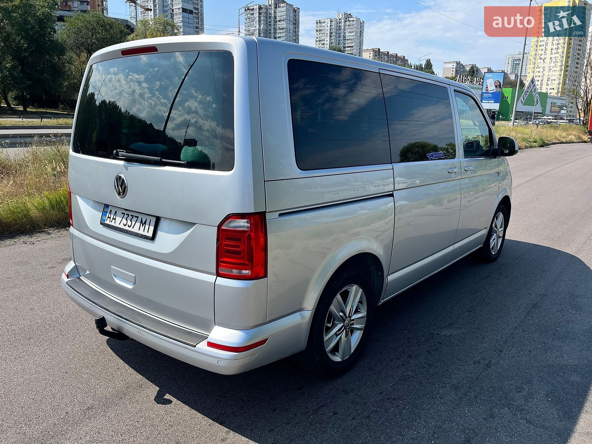 Volkswagen Multivan 2015 VIN WV2ZZZ7HZGH040486 фото оголошення 5 з 43