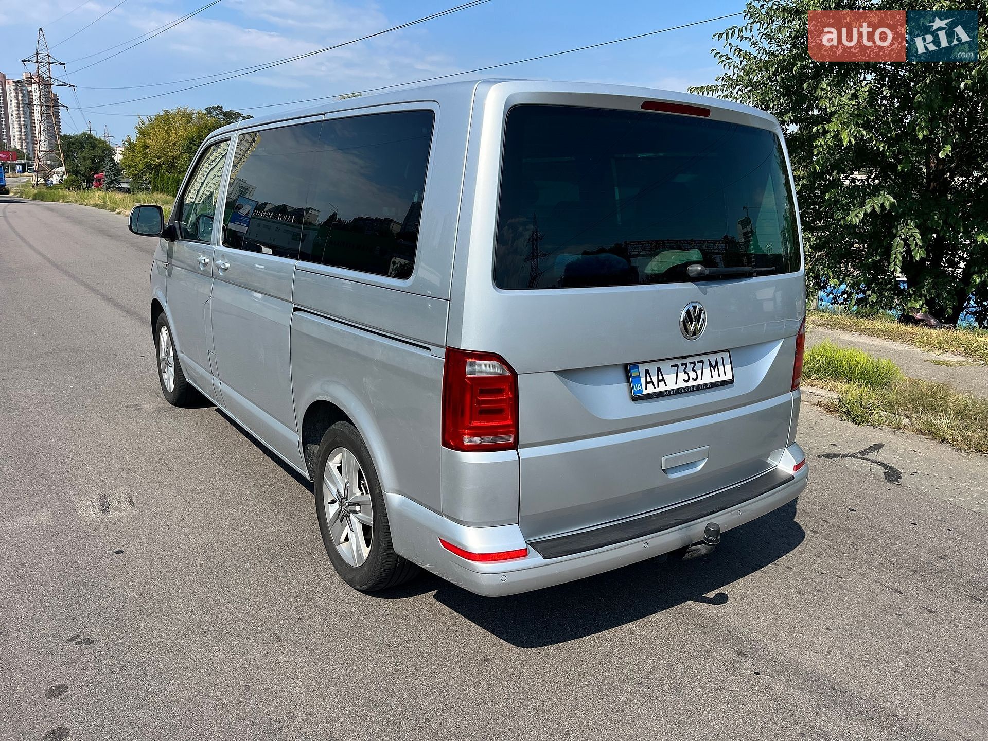 Volkswagen Multivan 2015 VIN WV2ZZZ7HZGH040486 фото оголошення 7 з 43