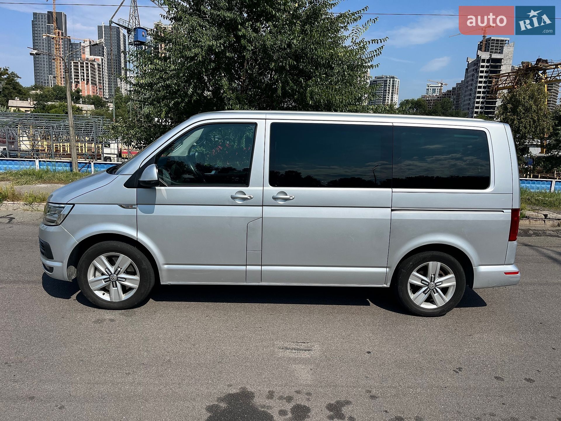 Volkswagen Multivan 2015 VIN WV2ZZZ7HZGH040486 фото оголошення 8 з 43