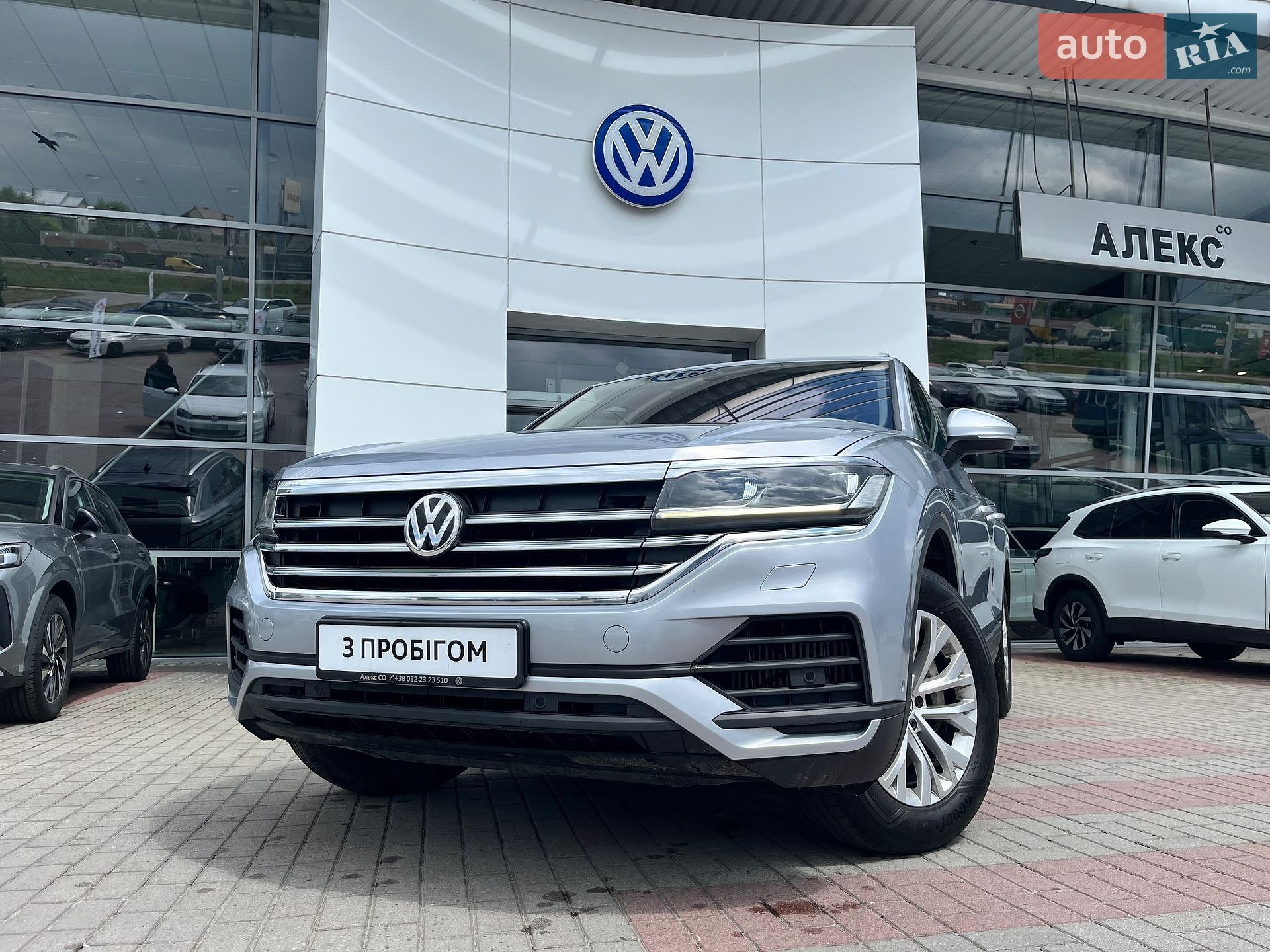 Volkswagen Touareg 2019 VIN WVGZZZCRZLD019077 фото оголошення 3 з 38
