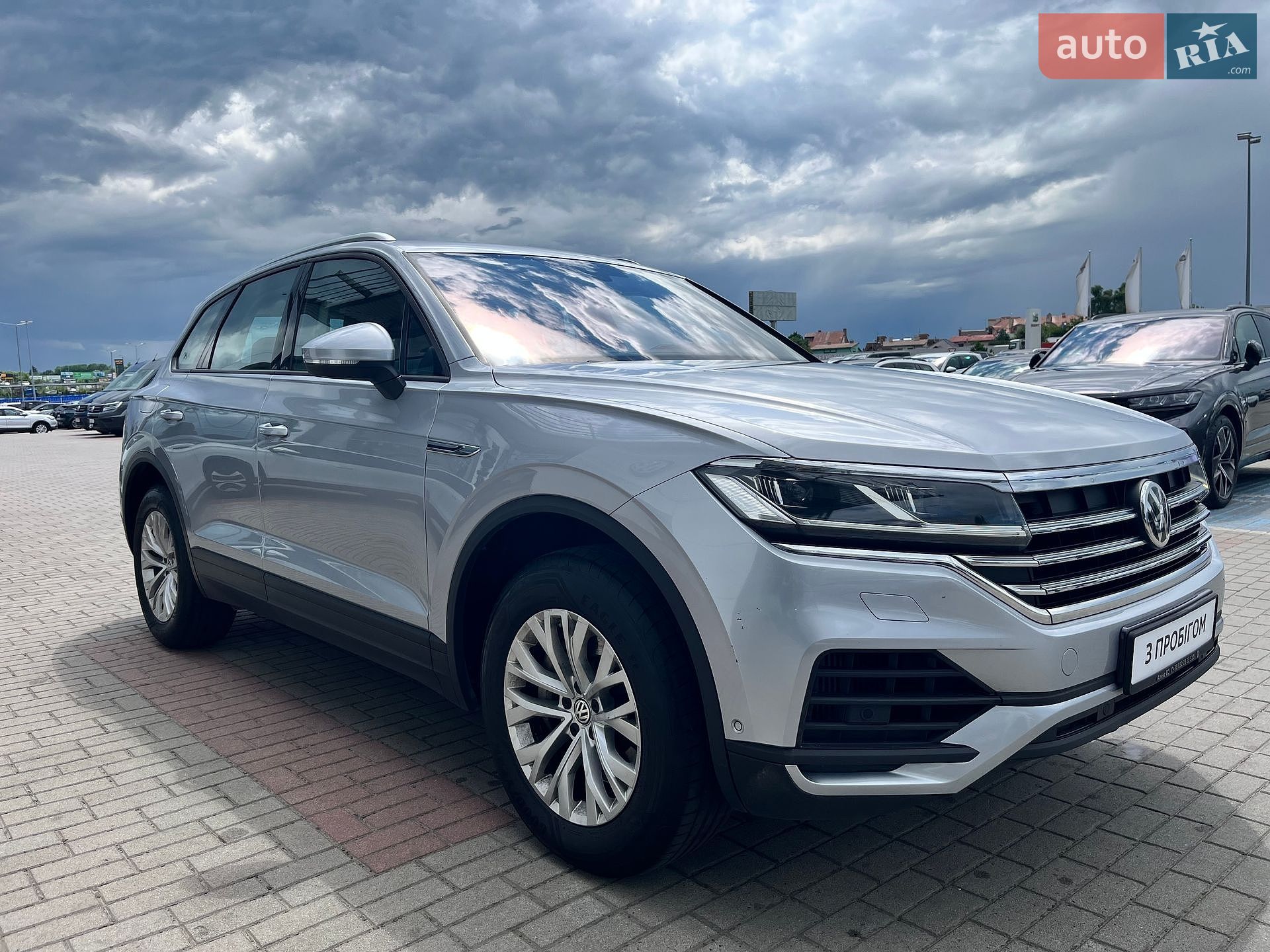 Volkswagen Touareg 2019 VIN WVGZZZCRZLD019077 фото оголошення 8 з 38