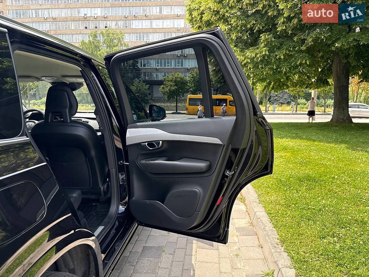 Volvo Xc90 2019 VIN YV1LC25UCL1547142 фото оголошення 24 з 26