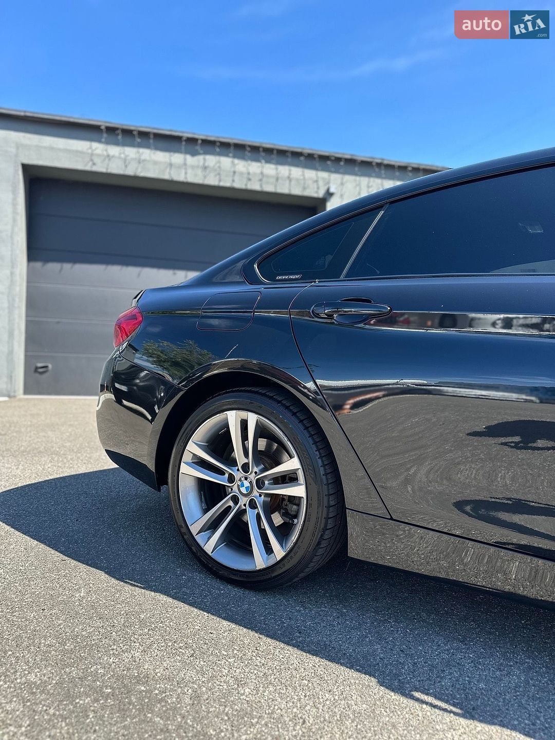 BMW 4 Series 2018 VIN WBA4J3C50KBL08538 фото оголошення 5 з 29