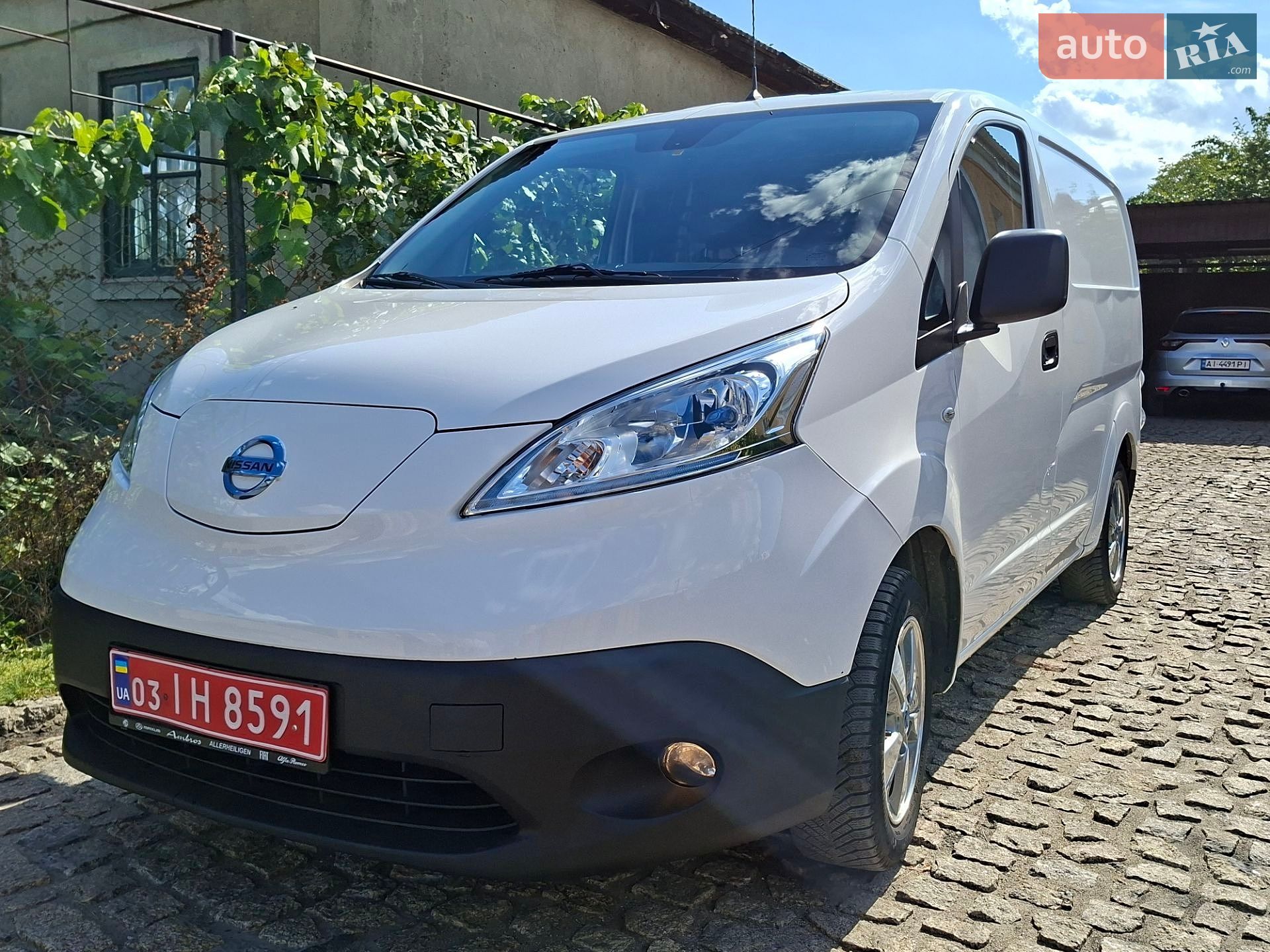 Nissan e-NV200 2019 VIN YSKHAAME0U0607596 фото оголошення 12 з 32