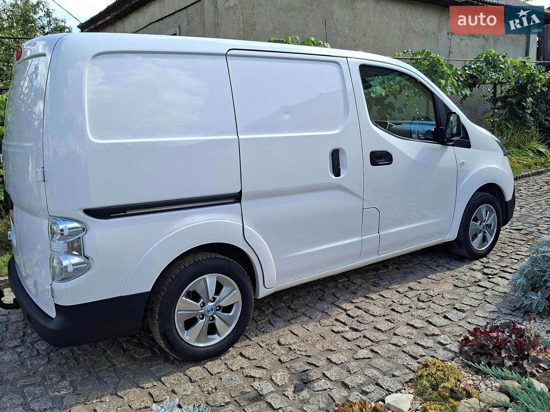Nissan e-NV200 2019 VIN YSKHAAME0U0607596 фото оголошення 10 з 32