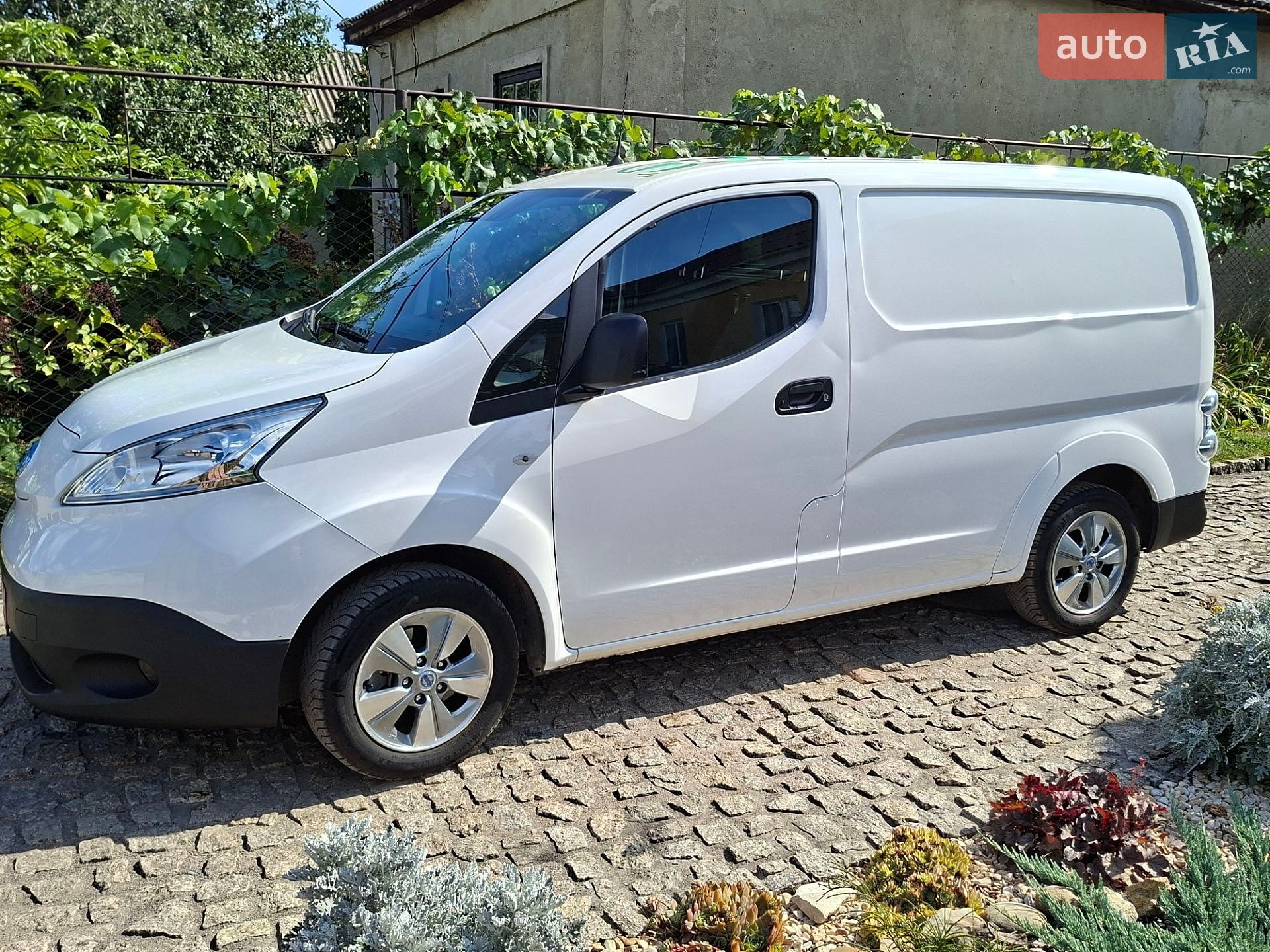Nissan e-NV200 2019 VIN YSKHAAME0U0607596 фото оголошення 11 з 32