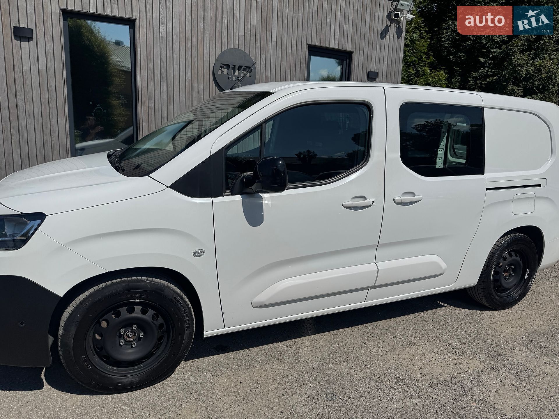Citroen e-Berlingo 2022 VIN VR7EAZKXZNJ632935 фото оголошення 4 з 27