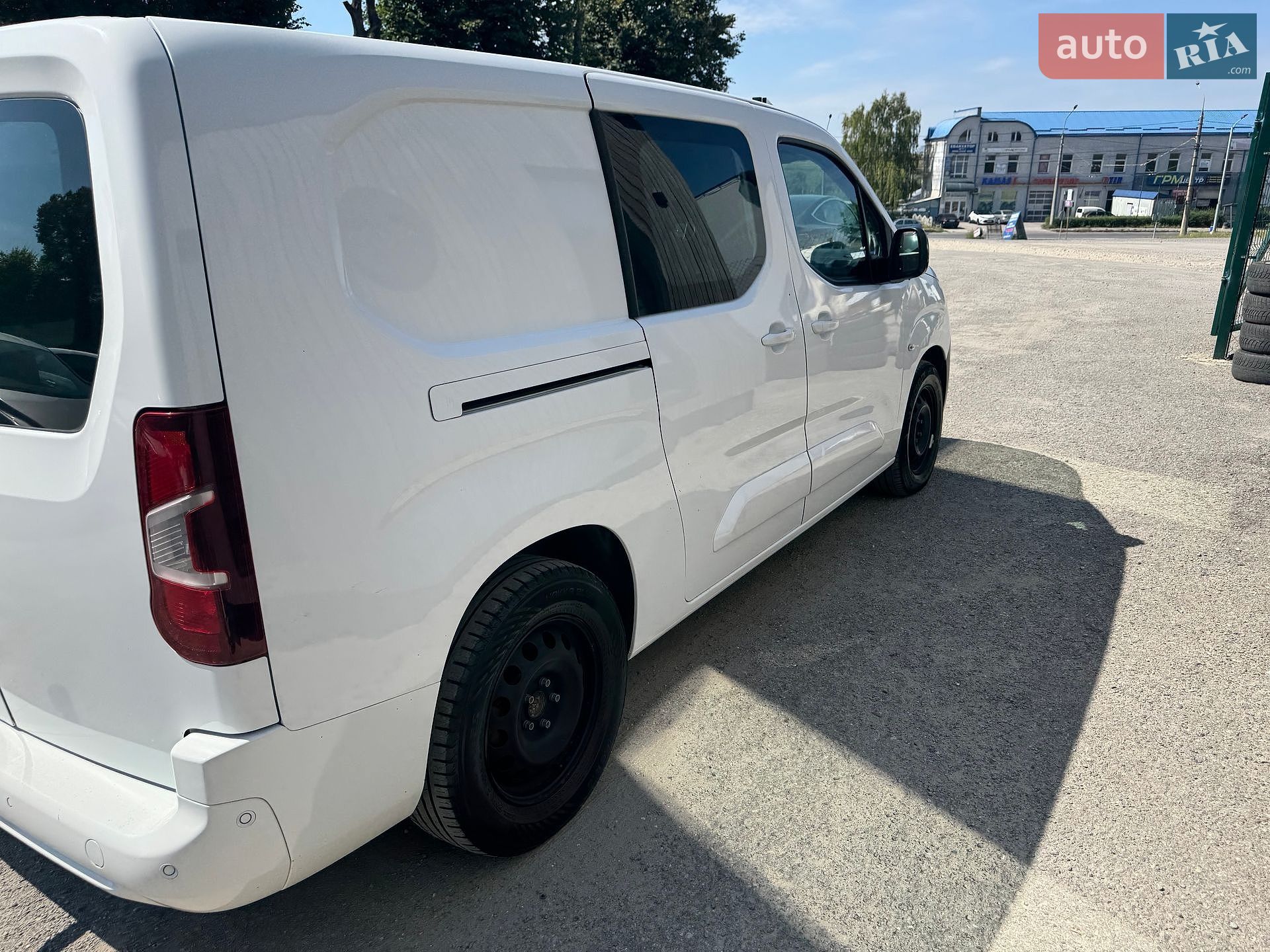 Citroen e-Berlingo 2022 VIN VR7EAZKXZNJ632935 фото оголошення 8 з 27