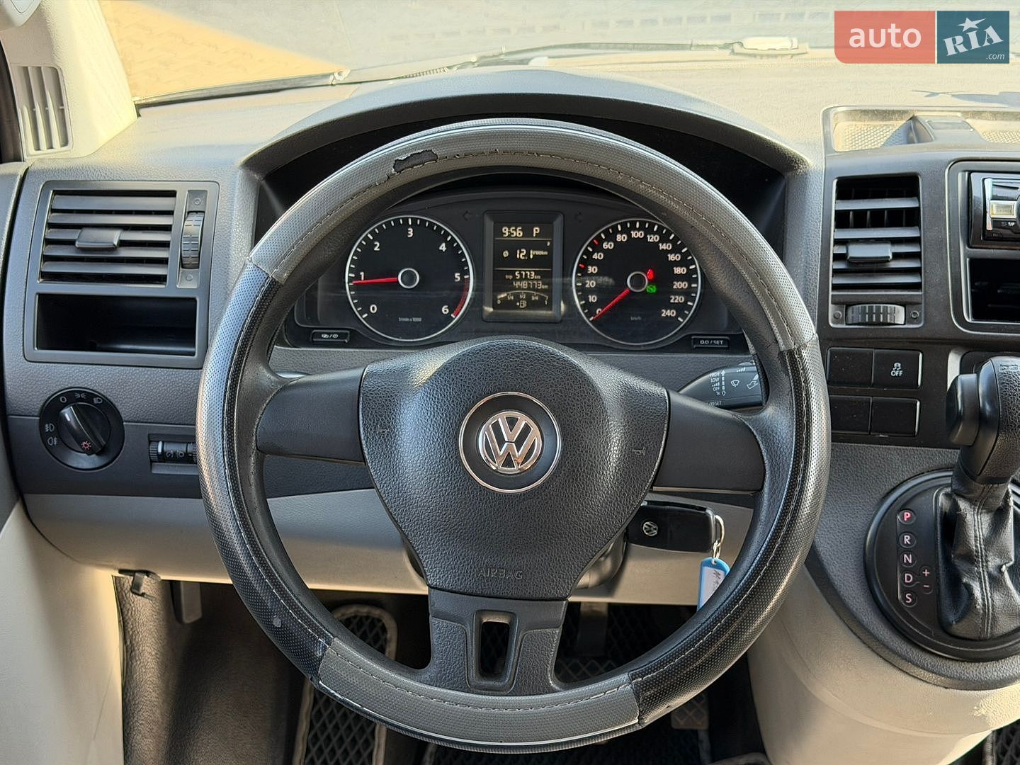 Volkswagen Transporter 2013 VIN WV1ZZZ7HZEH037097 фото оголошення 18 з 28