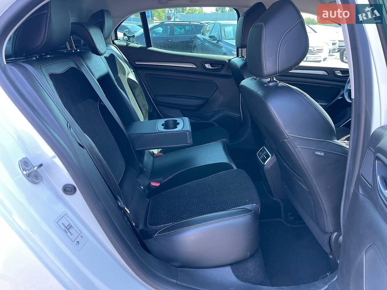 Renault Megane 2017 VIN VF1RFB00X58651077 фото оголошення 11 з 24