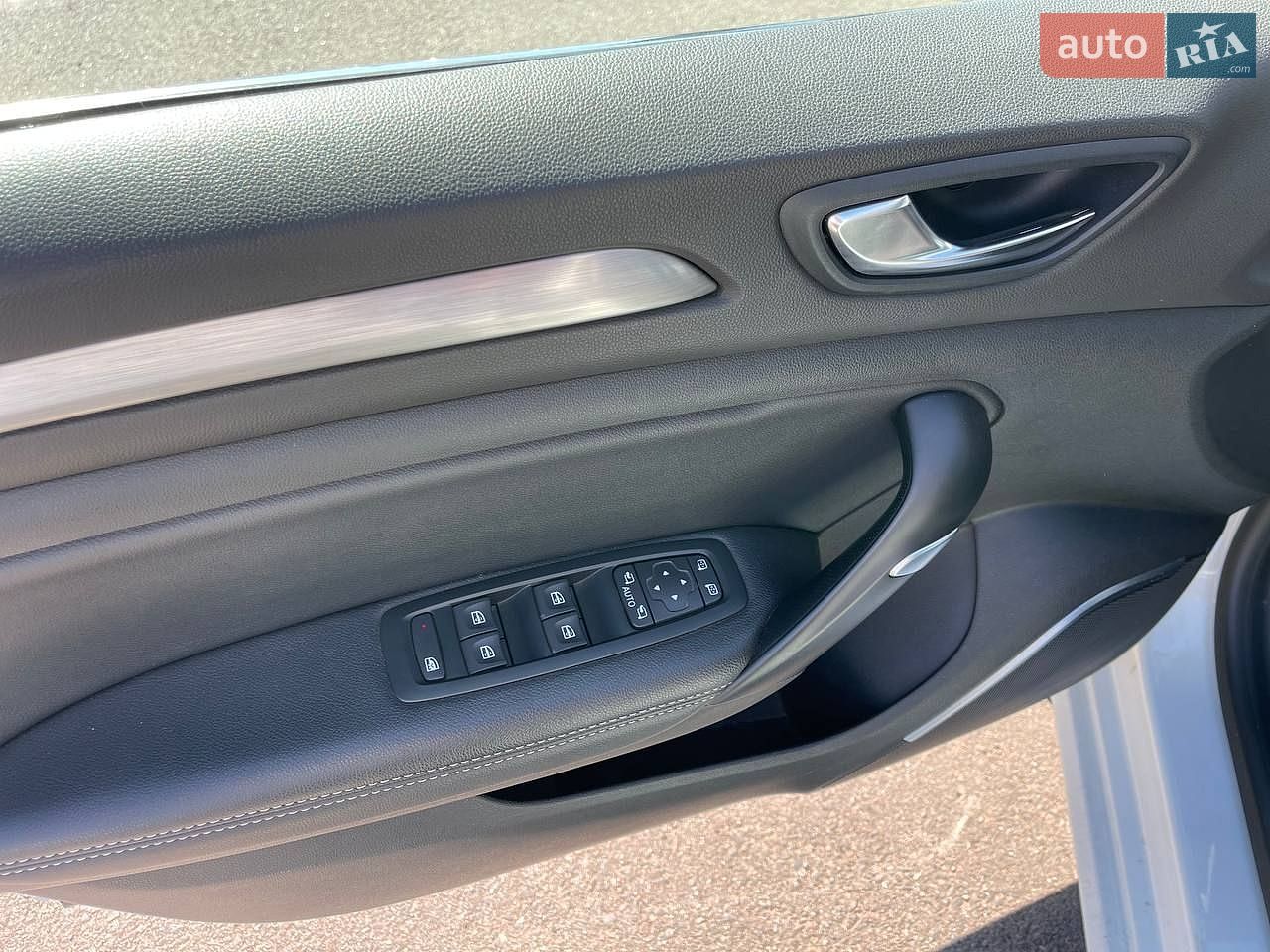 Renault Megane 2017 VIN VF1RFB00X58651077 фото оголошення 16 з 24
