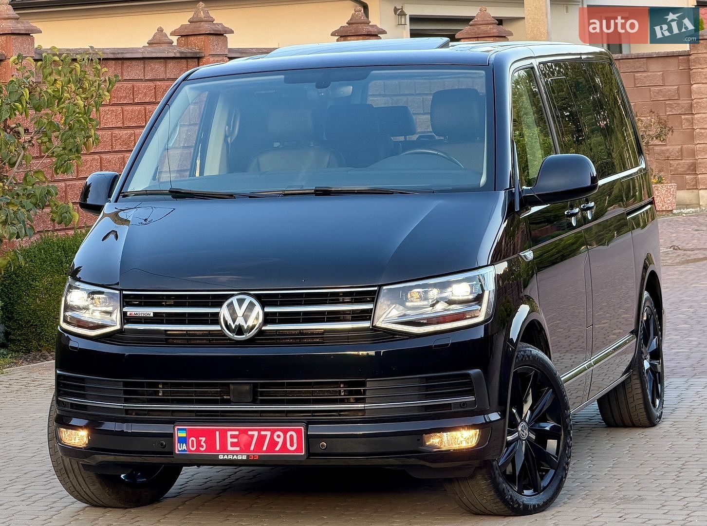 Volkswagen Multivan 2018 VIN WV2ZZZ7HZJH130830 фото оголошення 2 з 130