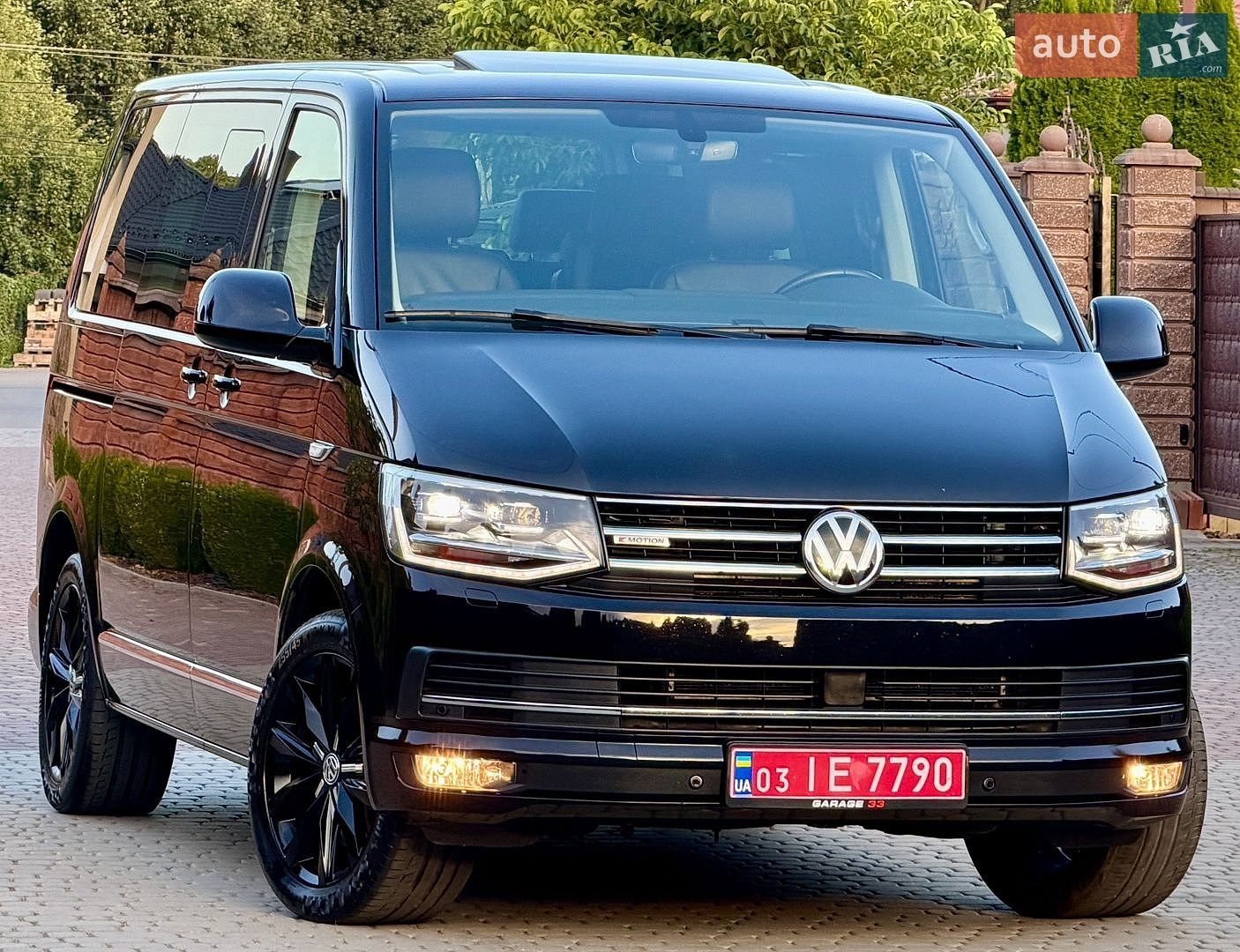 Volkswagen Multivan 2018 VIN WV2ZZZ7HZJH130830 фото оголошення 4 з 130