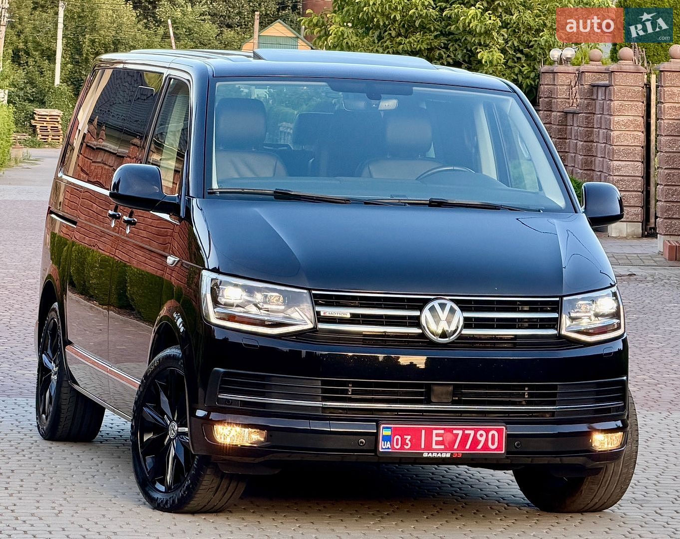 Volkswagen Multivan 2018 VIN WV2ZZZ7HZJH130830 фото оголошення 5 з 130