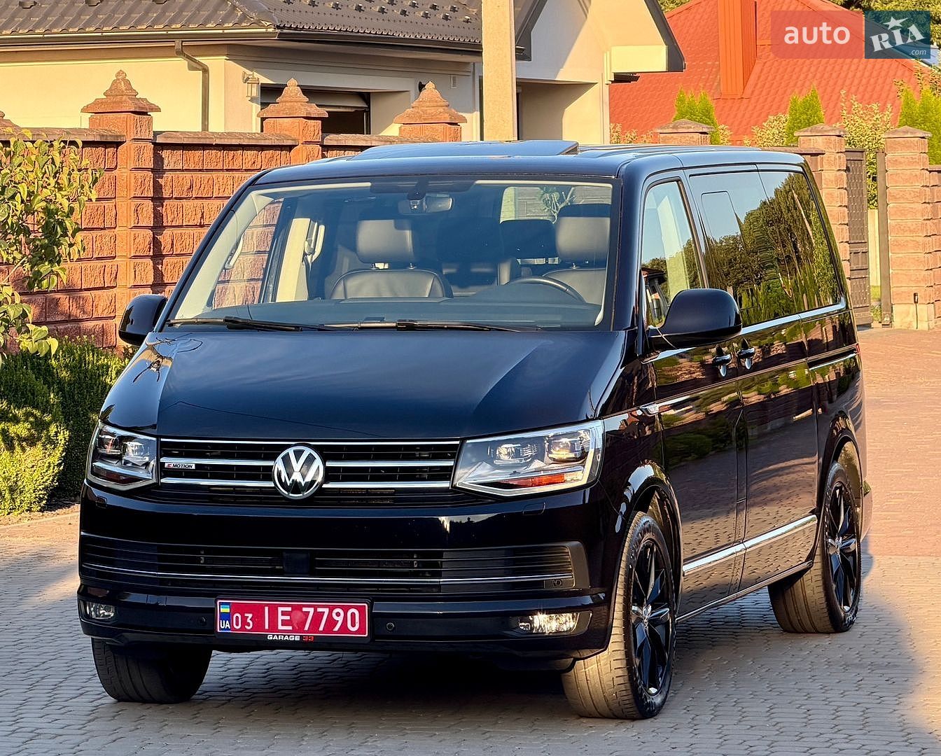 Volkswagen Multivan 2018 VIN WV2ZZZ7HZJH130830 фото оголошення 13 з 130