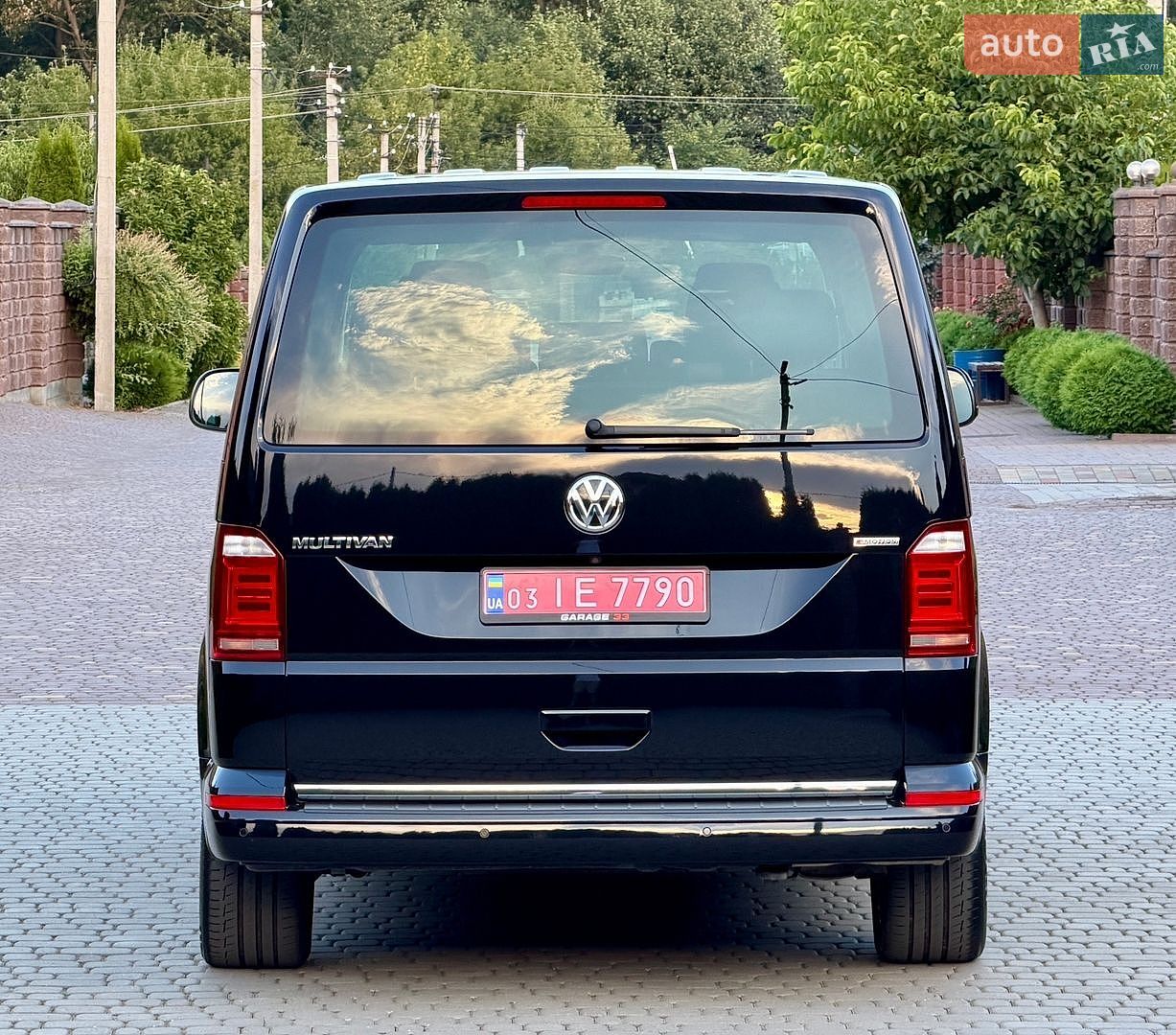 Volkswagen Multivan 2018 VIN WV2ZZZ7HZJH130830 фото оголошення 26 з 130