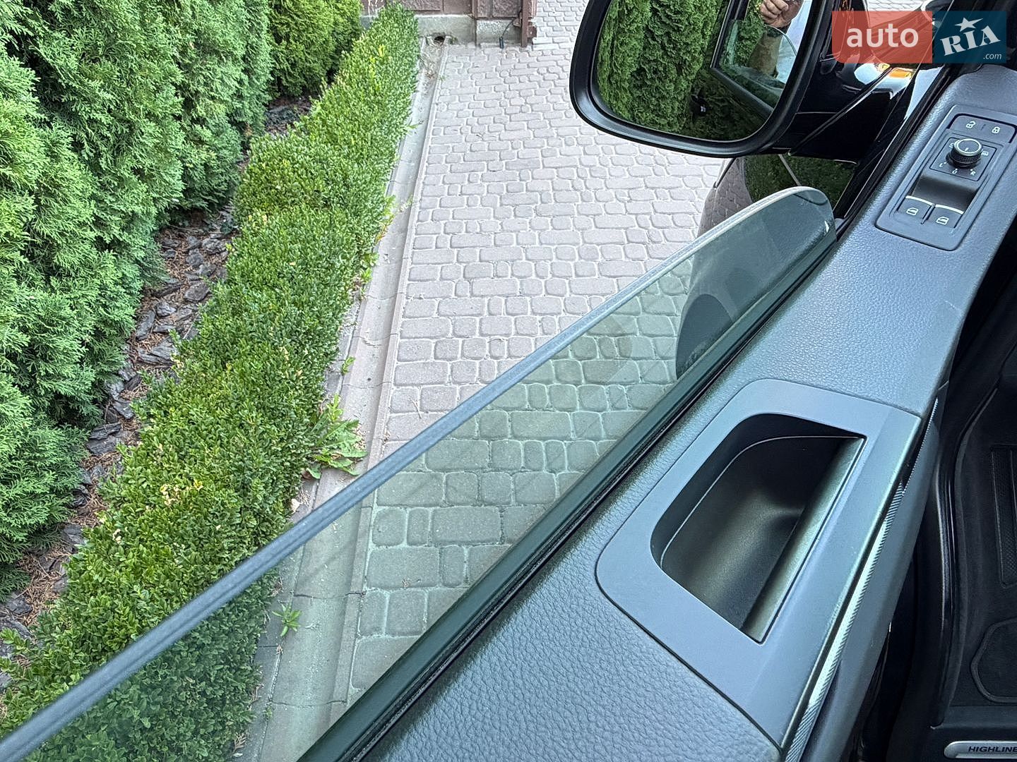 Volkswagen Multivan 2018 VIN WV2ZZZ7HZJH130830 фото оголошення 44 з 130